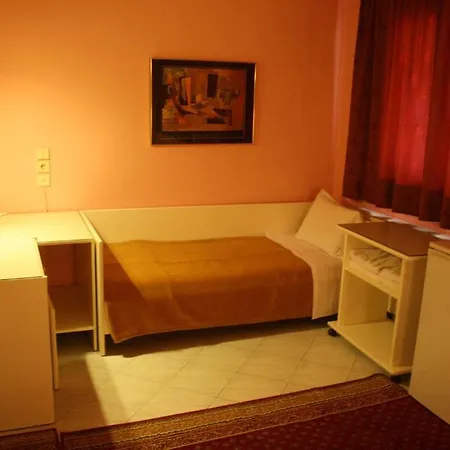 Hotel Avra