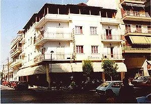 Avra Hotel 2*