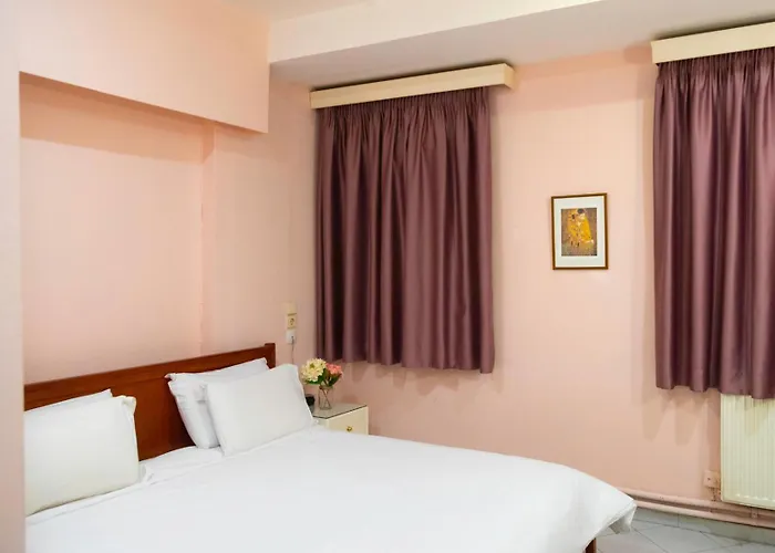 Avra Отель Кардица