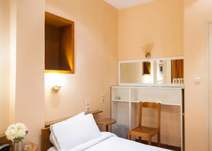 فندق Avra Kardítsa