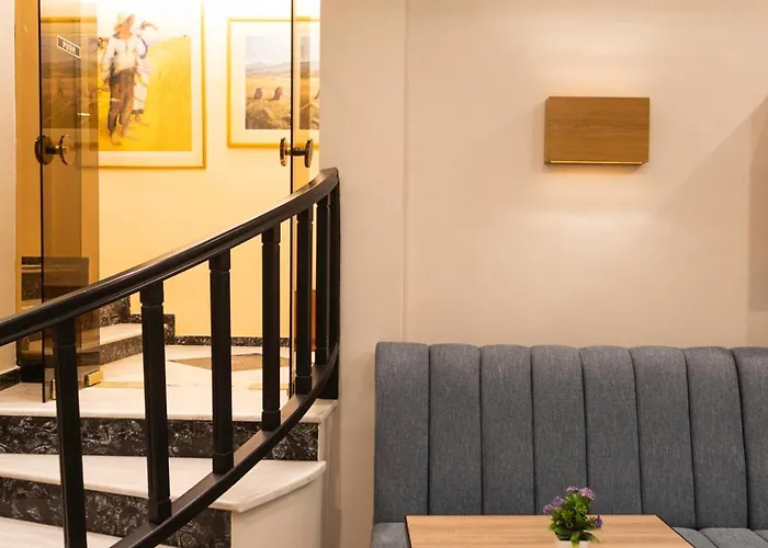 Avra Отель Кардица